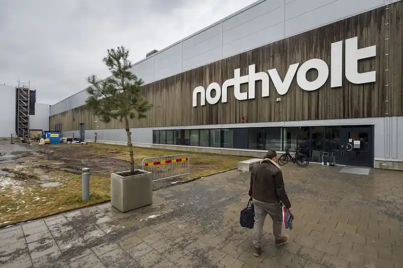 Northvolt secures $1.2 billion funding while making preparations for a battery factory in Canada.