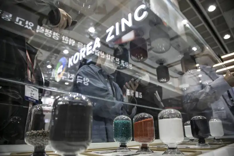 Hyundai wstrzyknie czterysta milionów dolarów firmie zajmującej się metalem pojazdów elektrycznyc