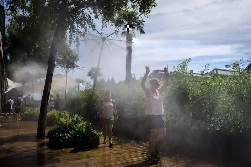 France Hit by Scorching Heat Close to 40C, Heightening Wildfire Threat with Strong Gusts