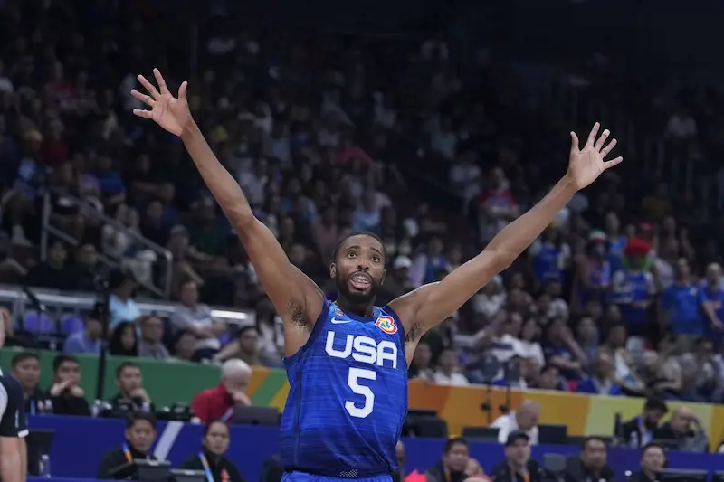 USA cruises to a dominant 100-63 victory over Italy, securing a spot in the Basketball World Cup semifinals.