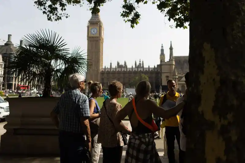 Temperatures Hit 32.7c on Hottest Day of the Year So Far