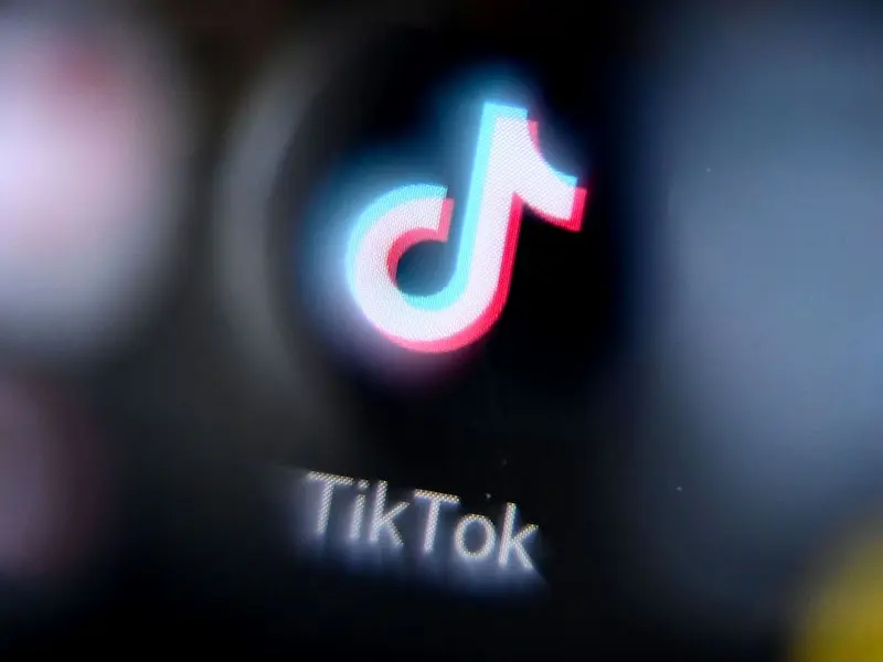 TikTok ukarany grzywną za narażanie danych nieletnic