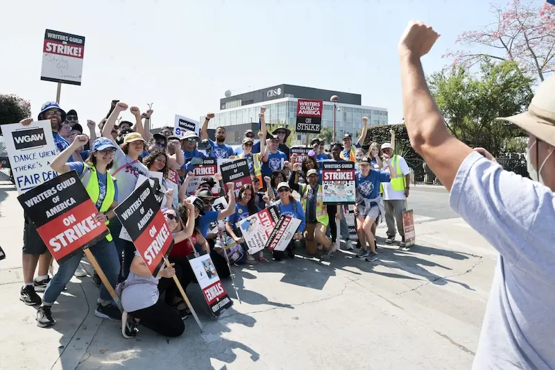 Hollywood scriptwriters successfully resolve five-month strike
