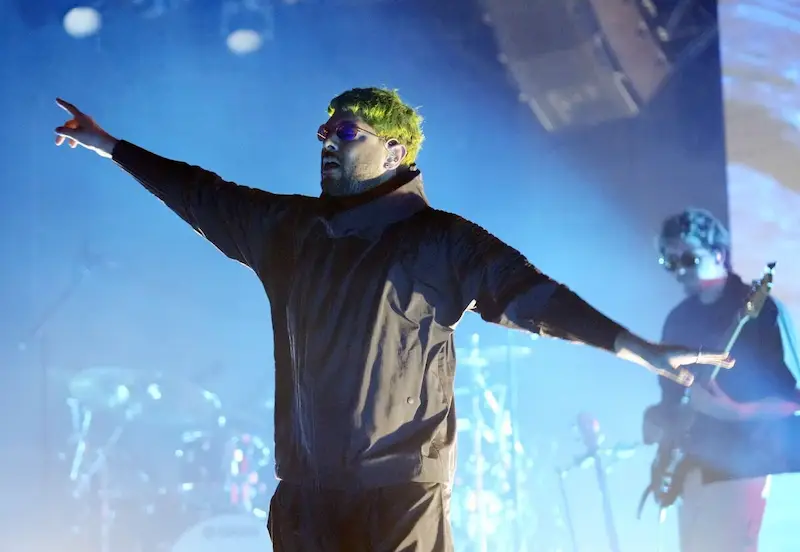 Jai Paul's Enigmatic Pop Persona Shines Brightly in Electrifying Live Debut