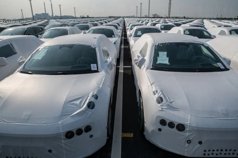 EU Trade Chief Warns Imposing EV Tariff After Brexit Will Only Favor China