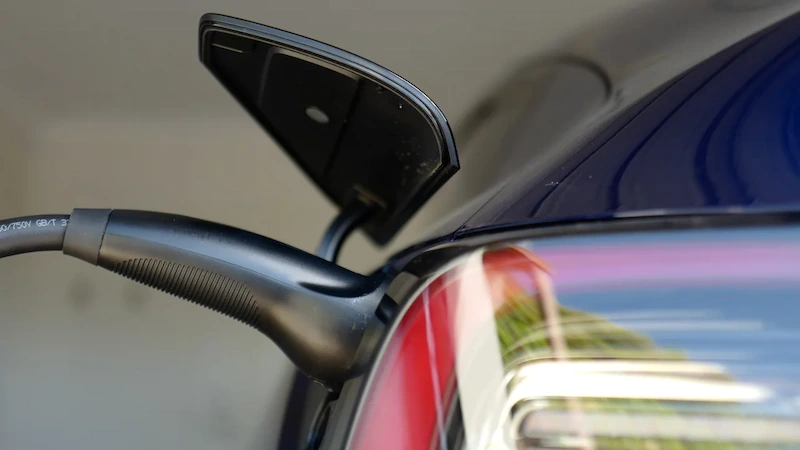 New Rule Allowing Dealerships to Offer Upfront EV Tax Credits from January