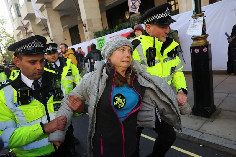 Greta Thunberg, İklim Aktivisti, Londra Polisi Tarafından Gözaltına Alındı