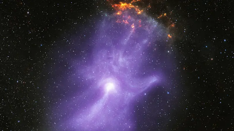 La NASA individua una mano cosmica inquietante e un fantasma inquietante