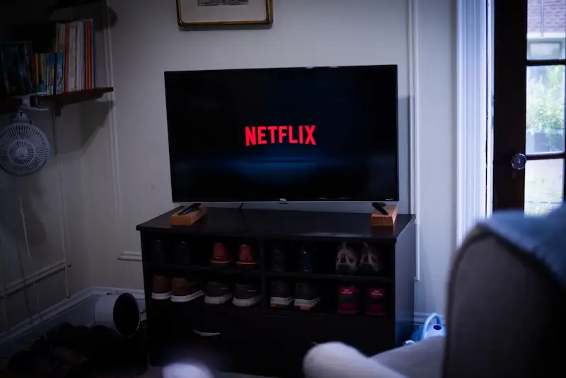 На рекламном уровне Netflix наблюдается рост числа пользователей, появляются новые интересные функции