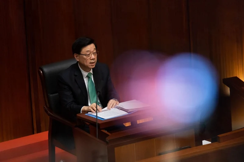 Der Hongkonger Staatschef stellt den US-Gesetzentwurf zur Ausweitung der Sanktionen in Frage