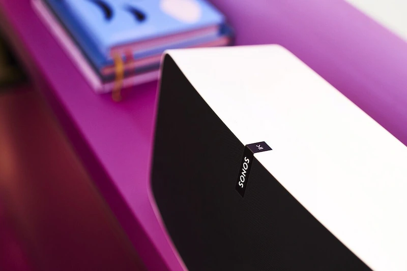 Sonos เพิ่มขึ้นในฐานะผู้ผลิตลำโพงอัจฉริยะวางแผนที่จะเข้าสู่ตลาดหูฟั