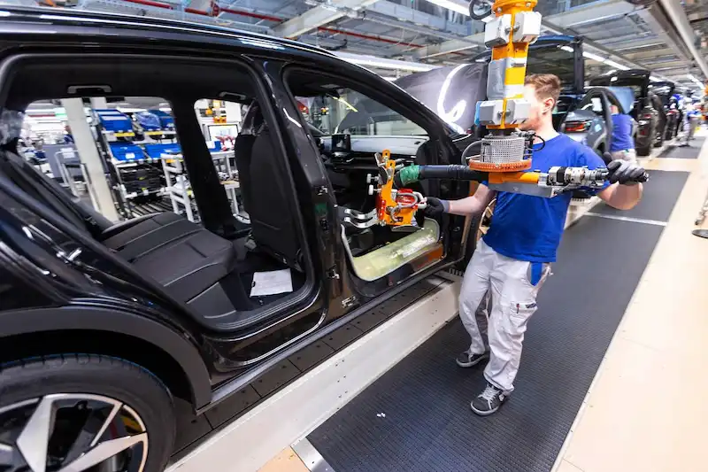 EU Rushes to Develop Post-Brexit Strategy to Combat EV Tariffs