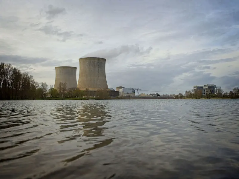 France to make decision on additional nuclear reactors by 2026