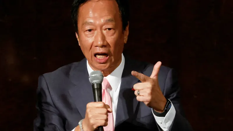 Foxconn founder abandons presidential bid in Taiwan