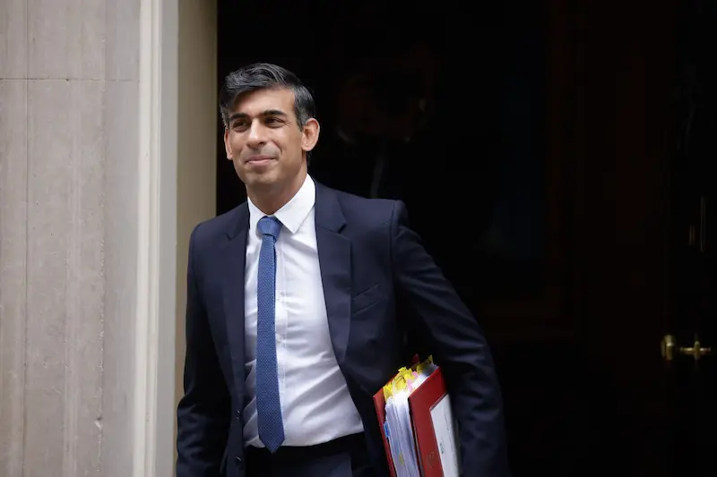Rishi Sunak sosterrà il nuovo Fondo per i danni climatici alla COP28, garantendo l'impegno del Regno Unito