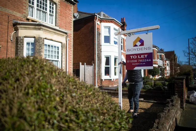Rising Interest Rates Force UK Landlords to Offload Rental Properties