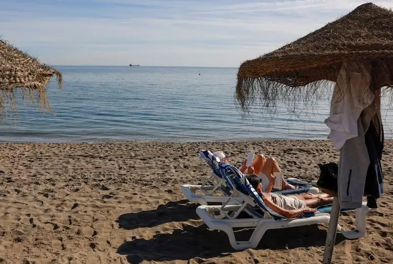 Unprecedented December Heatwave Hits Spain, Poses Threat to Skiing Season