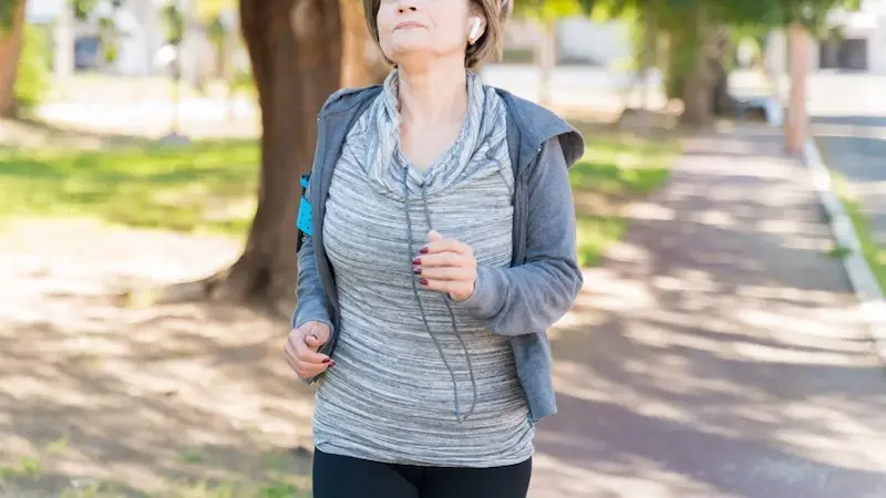 Mejore sus caminatas diarias con el poder del trabajo de respiración