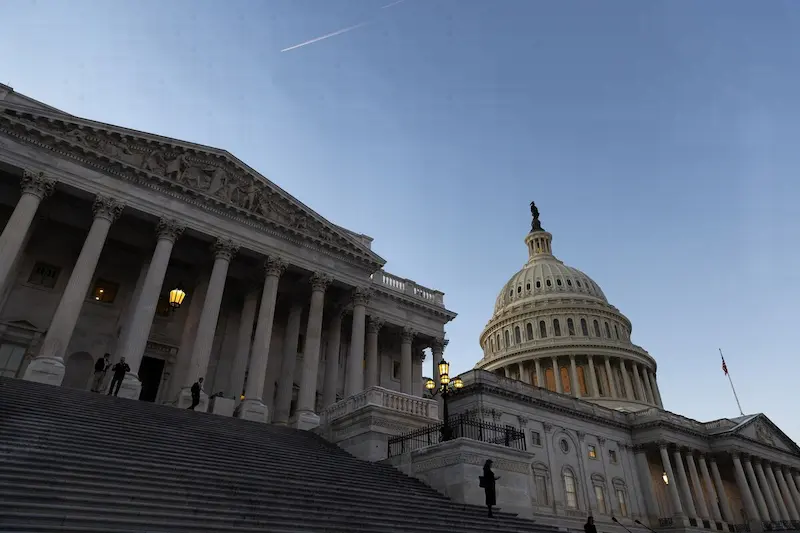 US Senate Passes Temporary Spending Bill, Averting Government Shutdown