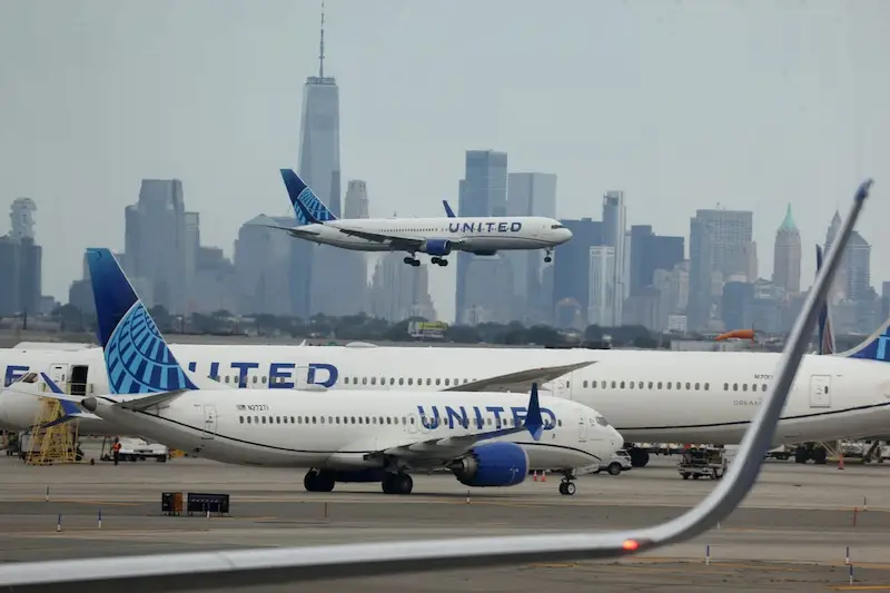 Airbus persegue un accordo con United Airlines, in lizza per un ordine ad alto rischio