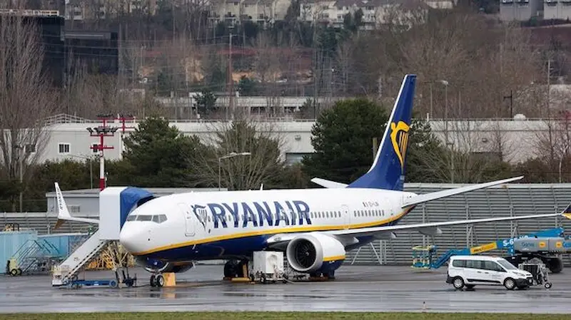 Ryanair Ready to Snap Up Unwanted Boeing 737 Max Jets Amid Quality Concerns