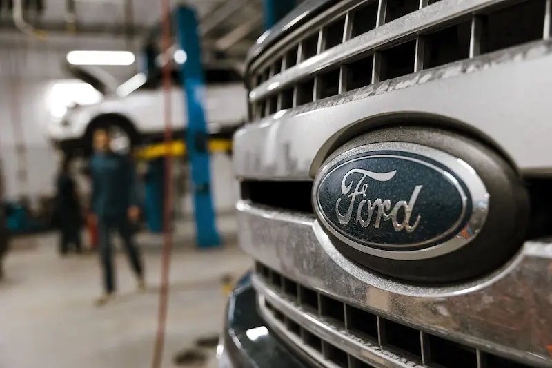 Ford Abandons Self-Parking Technology to Trim Expenses