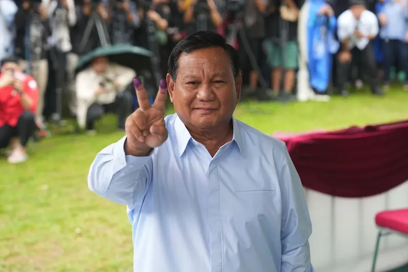 Były dowódca wojskowy Indonezji Prabowo ogłasza zwycięstwo prezydenta
