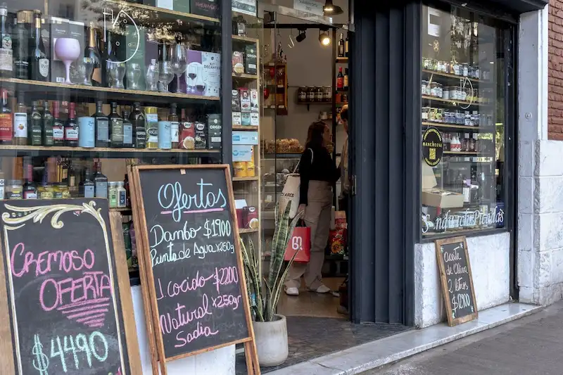 Argentinian Shops See Sharp Decline in Sales After Milei's Austerity Measures