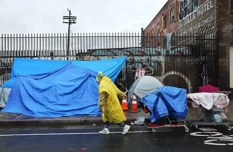 California’s Newsom's Homeless Plan Narrowly Passes, Signaling Challenges Ahead.