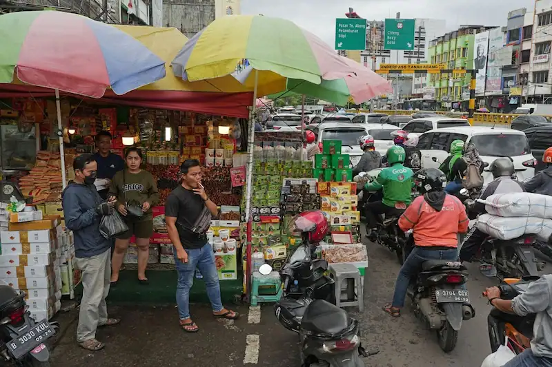 Aumento dell'IVA in Indonesia incerto tra le crescenti divisioni dei legislatori