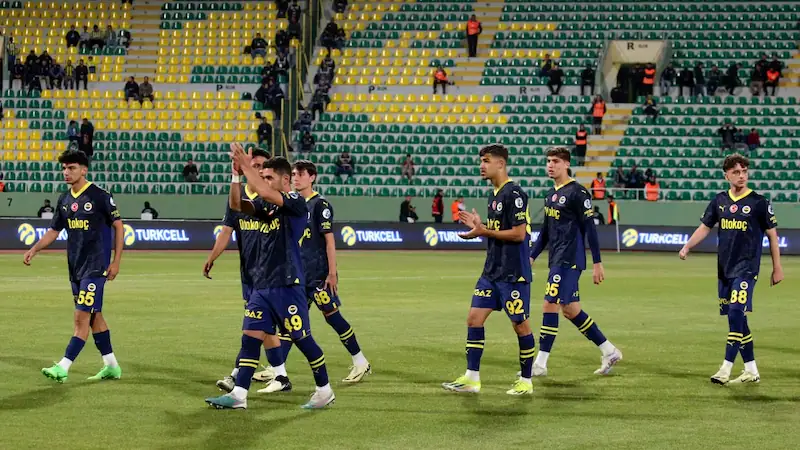 Zawodnicy Fenerbahçe dramatycznie przechodzą w finale Superpucharu, żądając zmian w tureckiej piłce nożnej