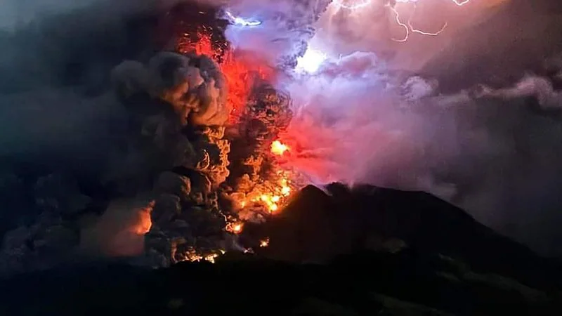 Remote island volcano eruption triggers Indonesia tsunami alert