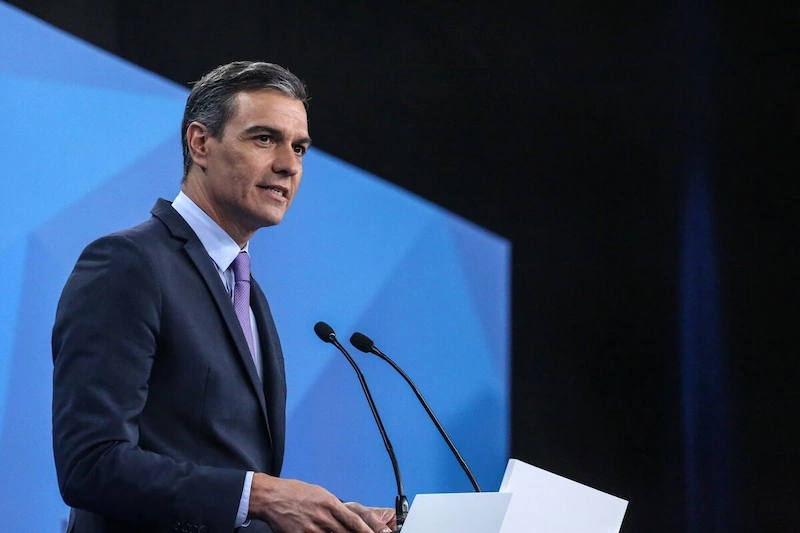 Spanish Prime Minister Contemplates Resignation Amid Scandals.