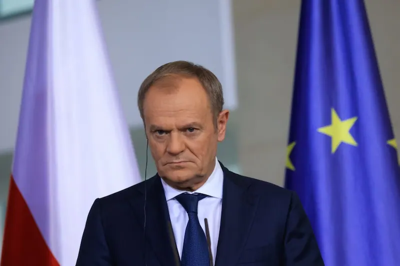 Tusk verspricht, sein Kabinett vor der EU-Wahl im nächsten Monat umzugestalten
