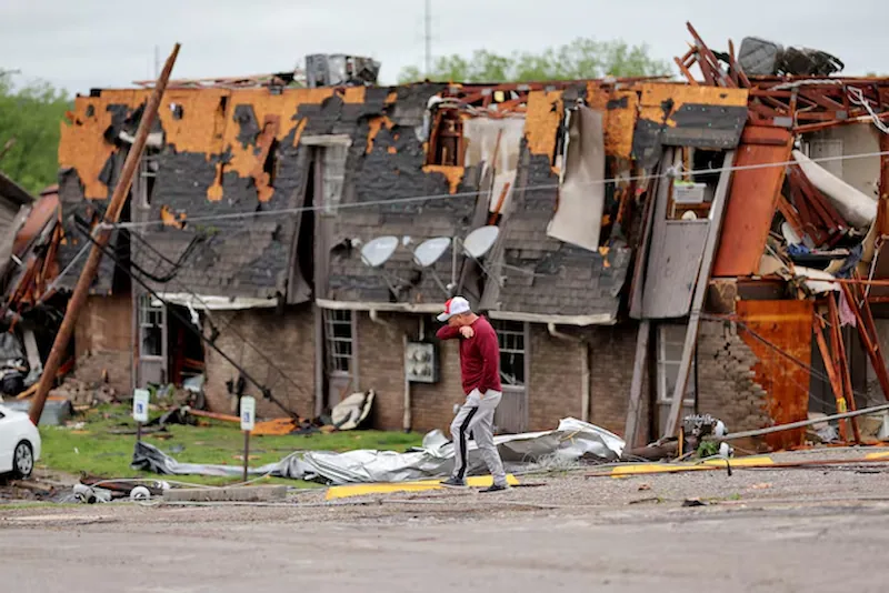 Wybuch śmiertelnego tornada w U. S. South Plains pochłania wiele ofiar śmiertelnych