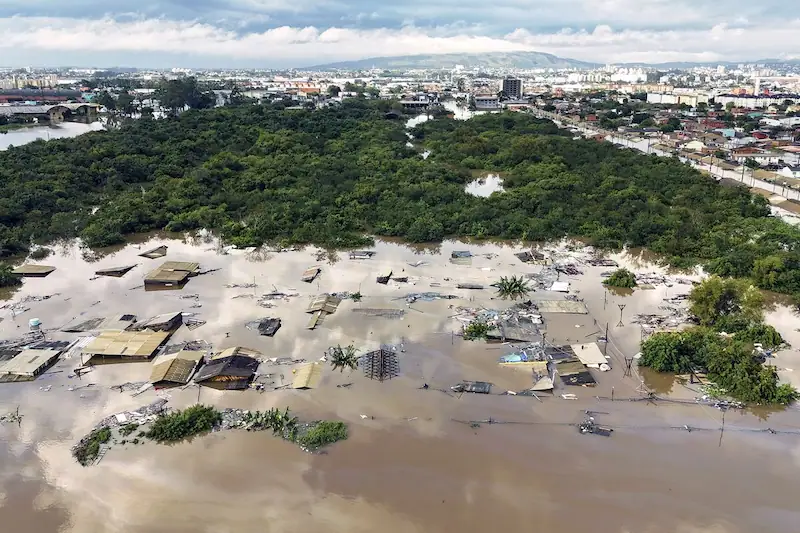 President Lula and Cabinet Visit Flood-Hit South Brazil