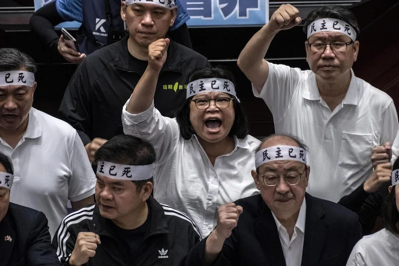 Il nuovo presidente di Taiwan affronta l'opposizione sul tentativo di limitare i poteri