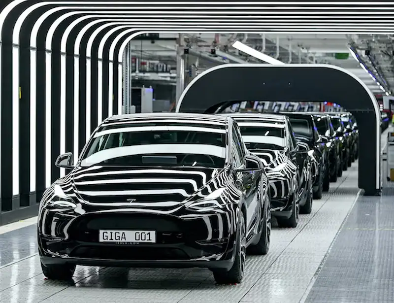 Tesla taglia la produzione della Model Y a Shanghai a causa del rallentamento della domanda