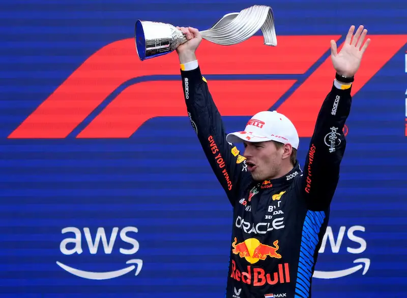 Verstappen sichert sich den Grand-Prix-Sieg von Kanada in einem spannenden Regenrennen