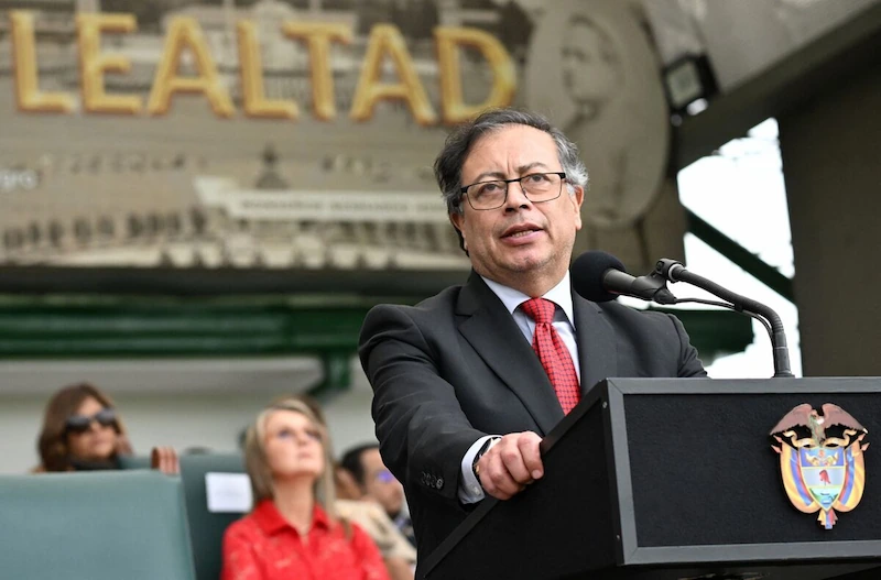 Des obstacles juridiques menacent la réforme des retraites en Colombie défendue par le président Petro