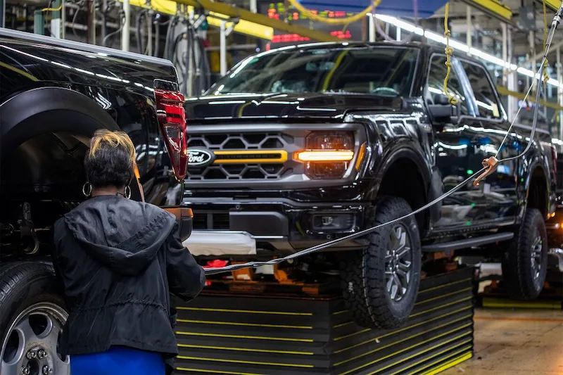 Jim Farley, CEO von Ford, ergreift drastische Maßnahmen, um Rückrufe zu bekämpfen und die Qualität zu steigern