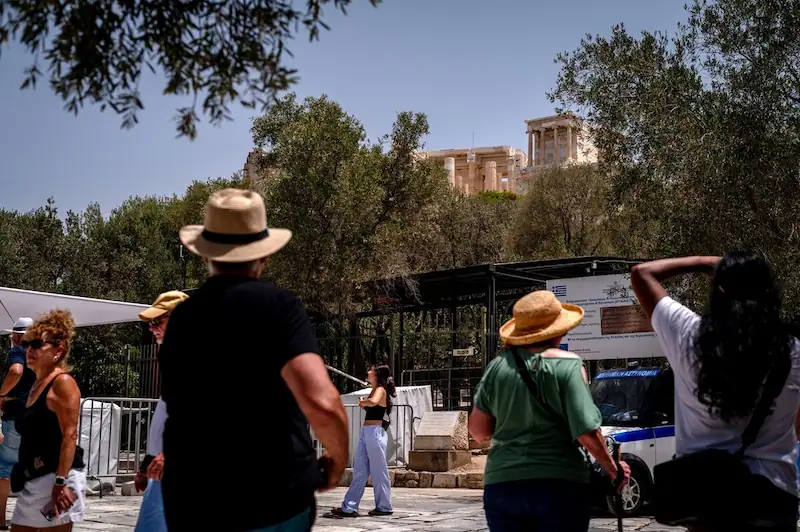 L’Europa si prepara alle temperature torride dopo gli incendi in Grecia e le inondazioni in Svizzera