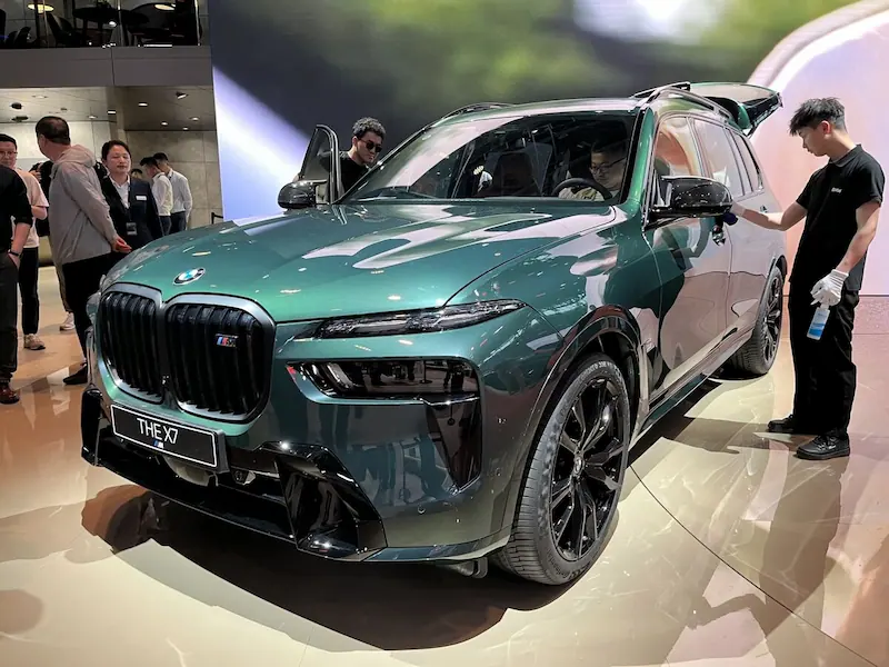 China busca acuerdos arancelarios con Alemania para vehículos eléctricos y automóviles de lujo en las conversaciones comerciales de la UE