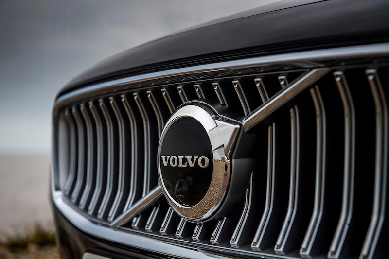 Volvo Cars Delays US Shipments of Electric SUV Due to Tariff Concerns