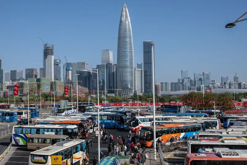 Regole semplificate sui visti per migliorare l’integrazione dei residenti di Hong Kong e Macao nella Cina continentale