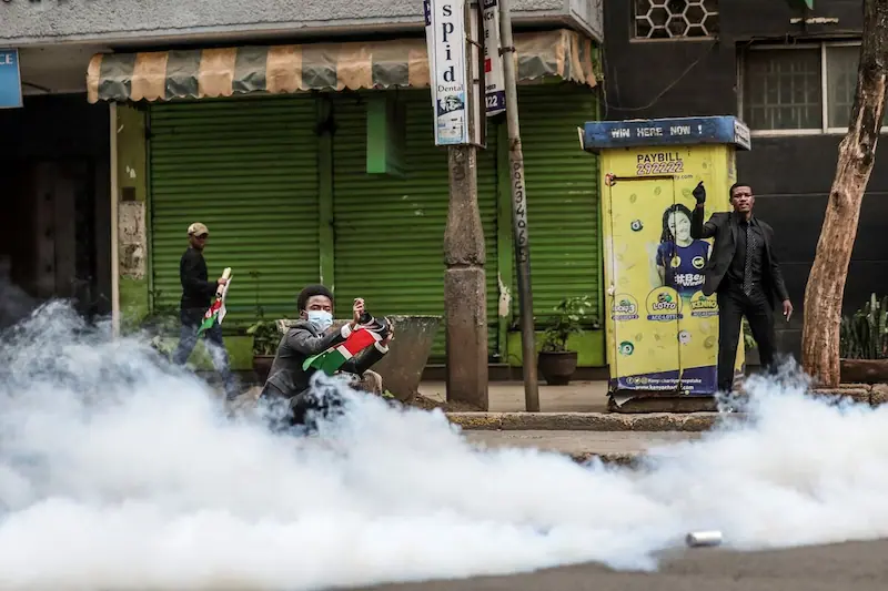 Le proteste tormentano il Kenya mentre il governo deve affrontare l’opposizione e l’incertezza economica
