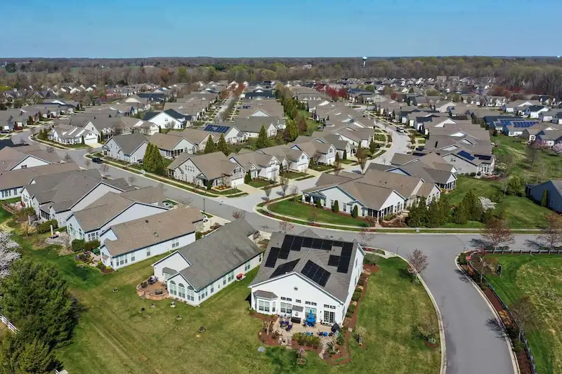 US Existing-Home Sales Slide Amid Waiting Game for Lower Mortgage Rates