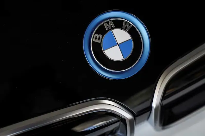 BMW richiama oltre 100.000 veicoli negli Stati Uniti S. per problema al motorino di avviamento