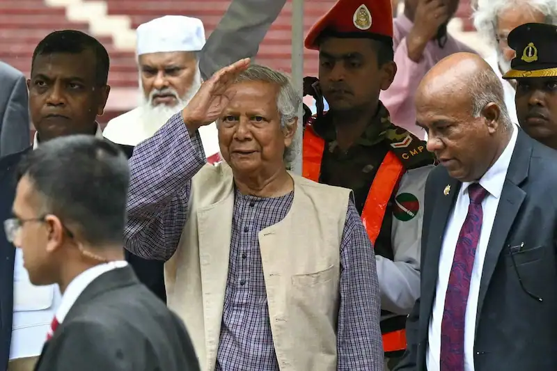 Il governo ad interim del Bangladesh si trova ad affrontare un pericolo economico in un contesto di incertezza politica