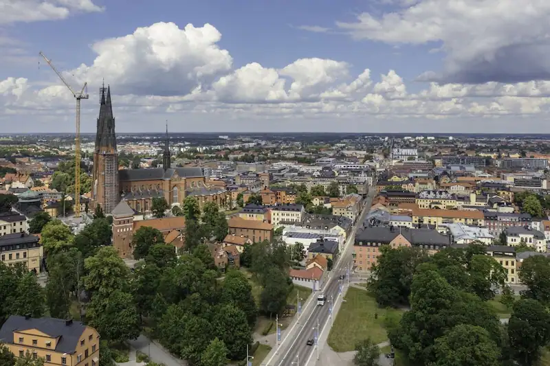 Urban Centers with High Density and Low Emissions Bear Brunt of Air Pollution, Research Reveals